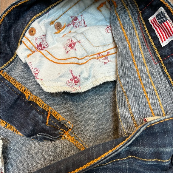 Sz 32 True Religion Joey Raw Hem Cutoff Jean Shorts - Picture 5 of 7